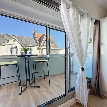 De La Mer-2 By Interhome * La Bernerie-en-Retz